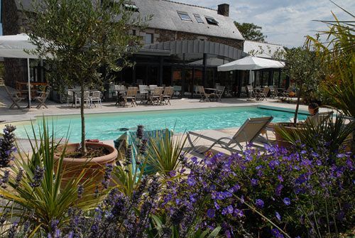 Hotel Domaine De Kermodest Quemper-Guézennec Exterior foto