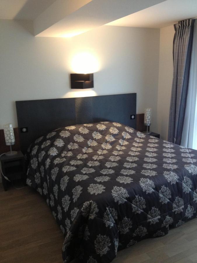 Hotel Domaine De Kermodest Quemper-Guézennec Zimmer foto